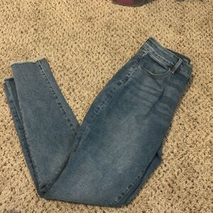 Maurices high-rise women’s jeans size medium regular  B